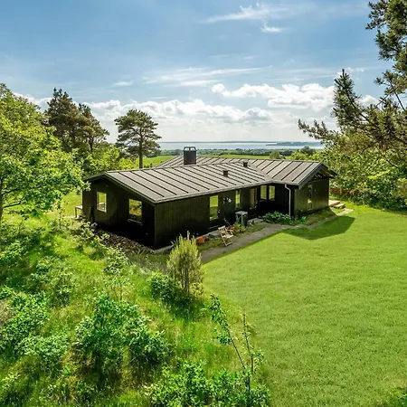 In With House Sea View Knebel